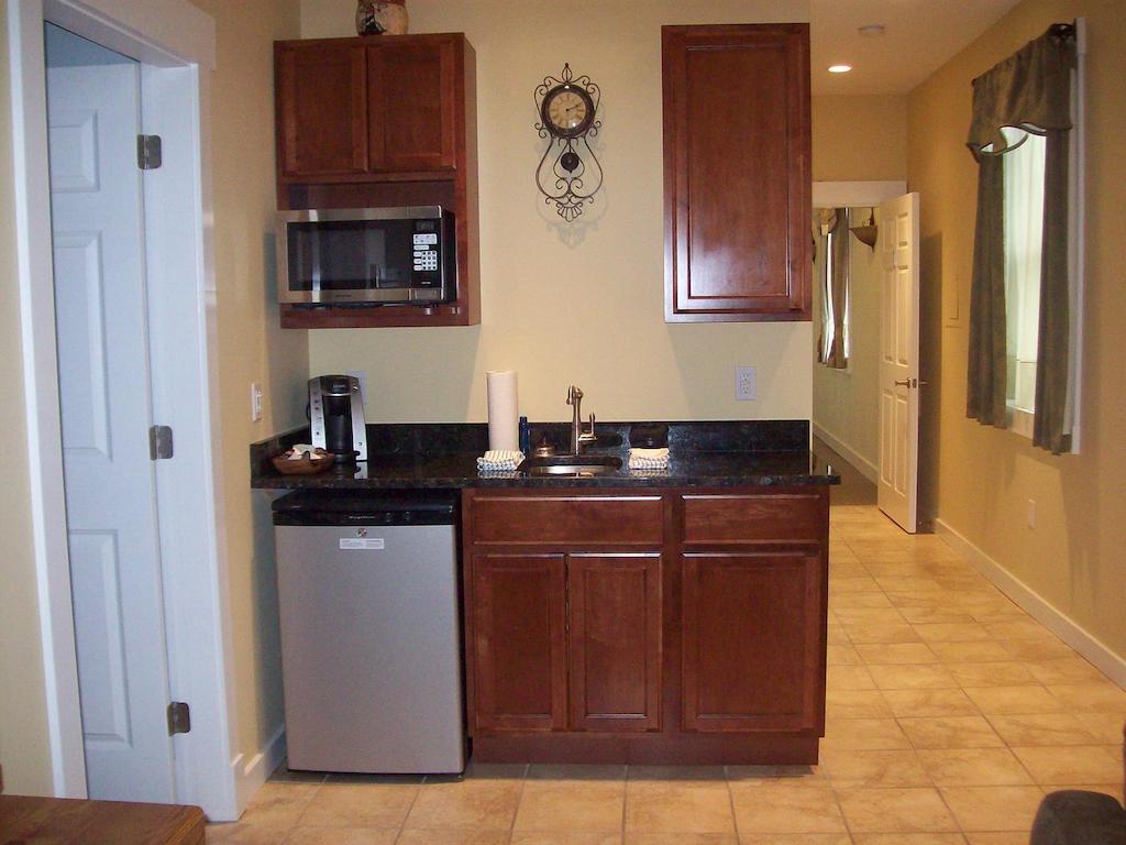 Colonels Suites Northeast Harbor Ruang foto